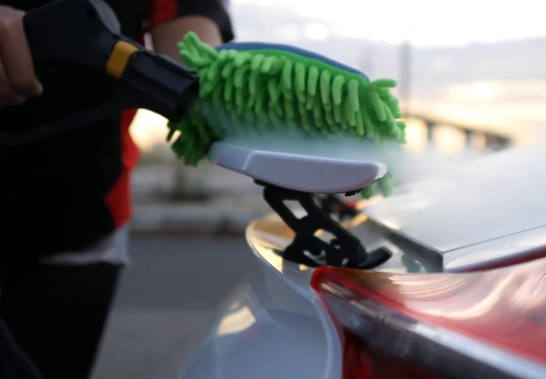 Steam Vapour Cleaning on Luxury Sports Car Duco