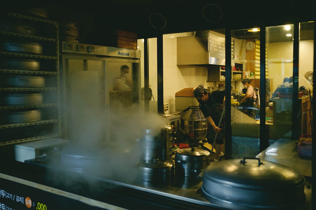 Photo Steam Cleaning vs Water Blasting